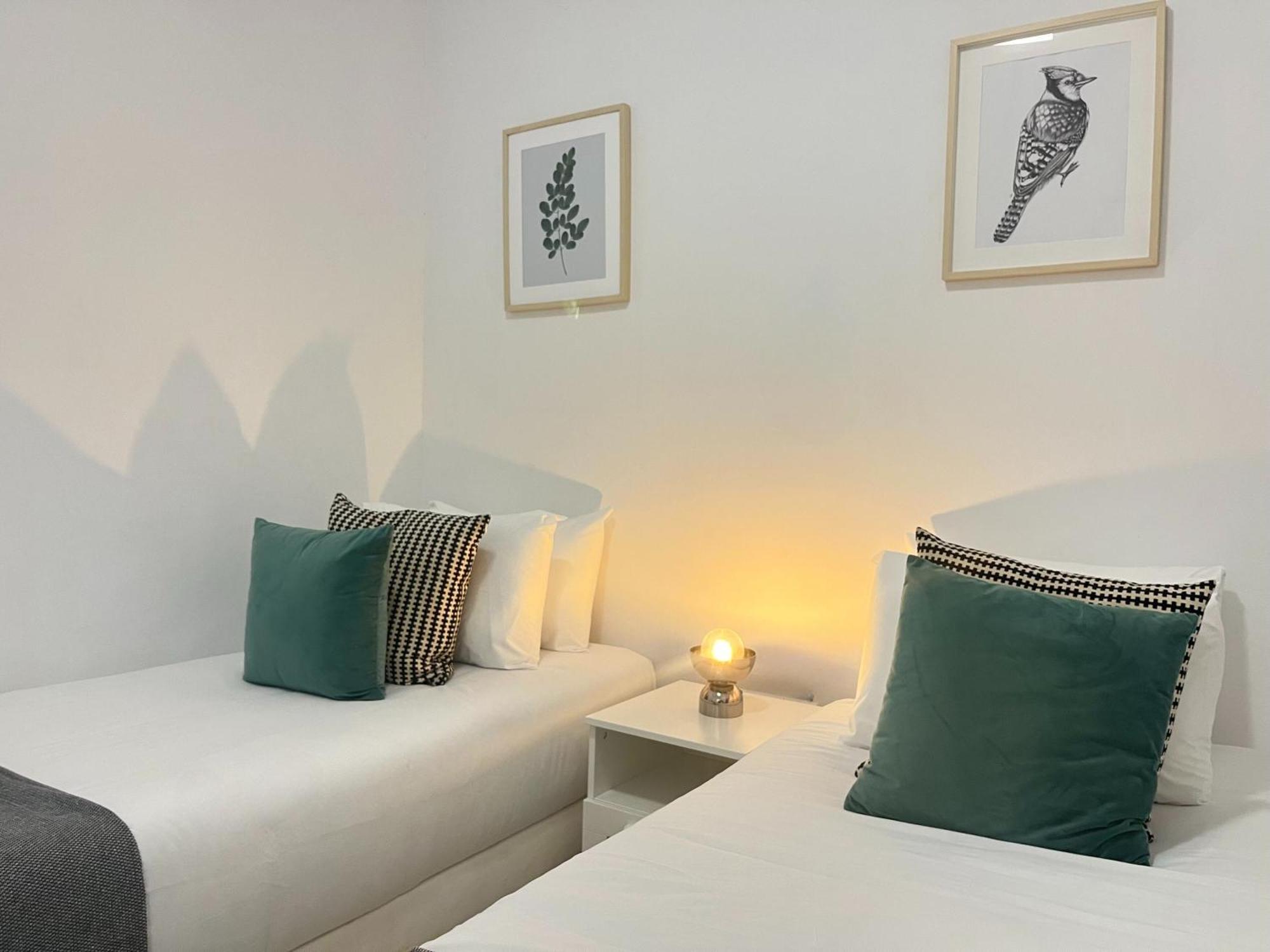 Phaedrus Living Constantinos Seaview Residence Paphos Esterno foto